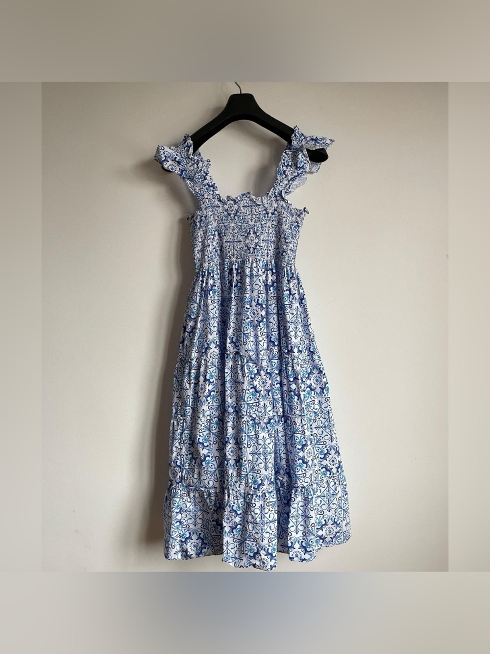Hill House Ellie Nap
Dress Size L - Picture 5 of 7